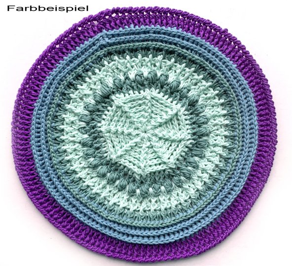 Rundes Grannydeckchen oder kleiner Teppich