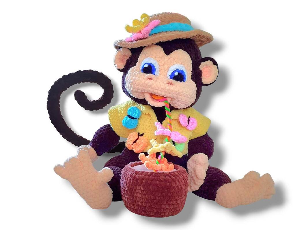 Crochet pattern Monty the happy monkey