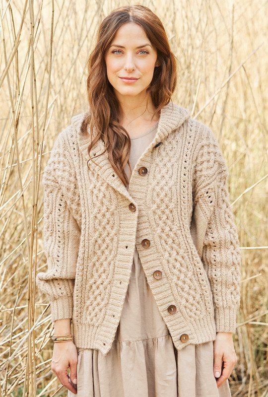 Jacke in Beige mit Aranmuster - Bild 2