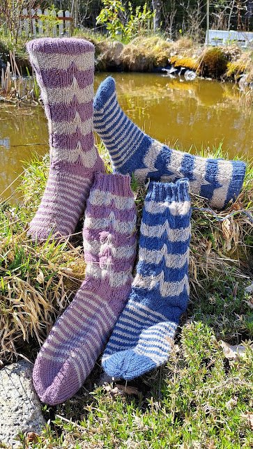 Socken Strickanleitung " hochgezogene Maschen "