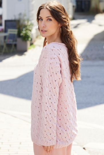 Pullover mit Rollbündchen und Zopfmuster