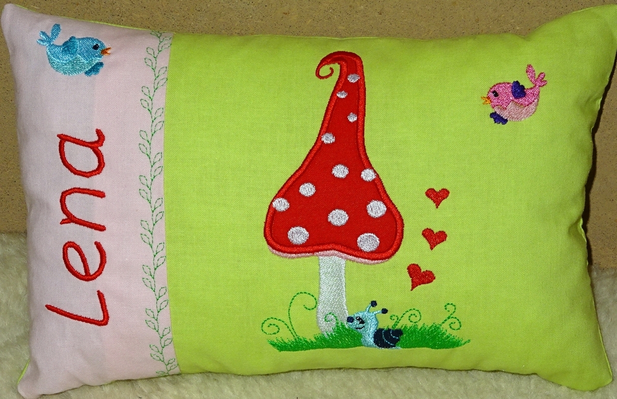 Fliegenpilz mit Schnecke inkl. Kissen ITH Stickdatei