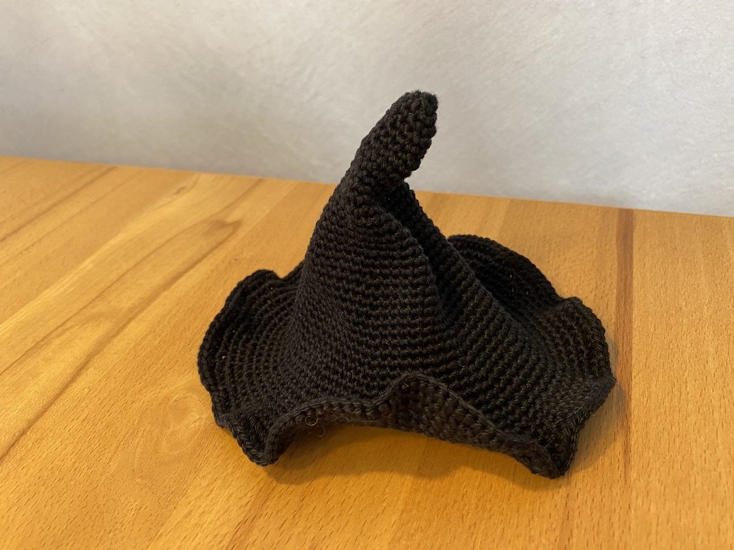 Zauberhut / Hexenhut häkeln als Deko - einfach, Anfängergeeignet! - Bild 4