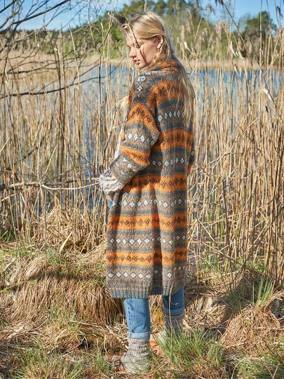 Edler Alpaka-Mantel mit Fair Isle Muster