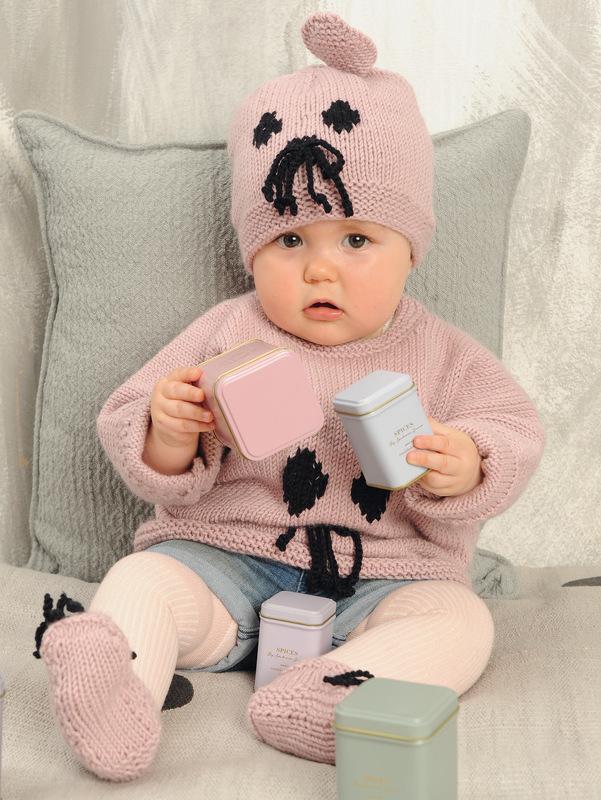 Farblich passender Pulli, Mütze und Babyschühchen mit Katzengesicht