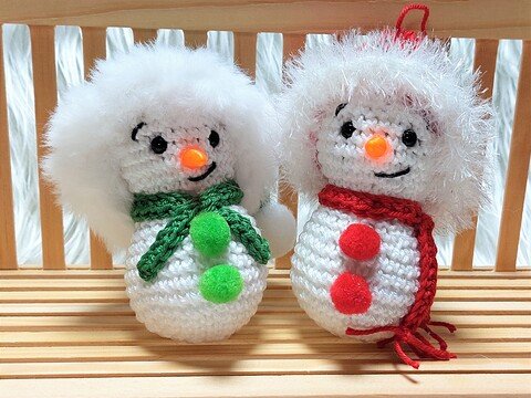 Schneemann als Baumschmuck