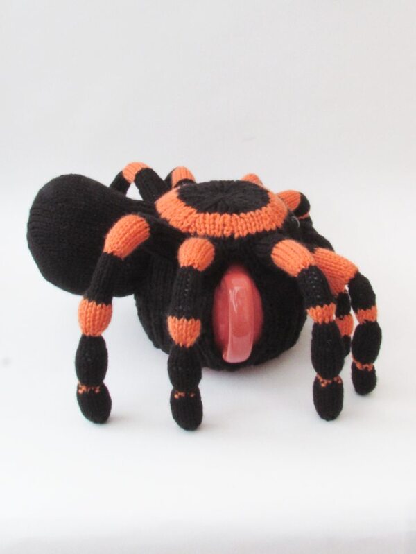 Mexican Redknee Tarantula Tea Cosy Knitting Pattern - Image 5
