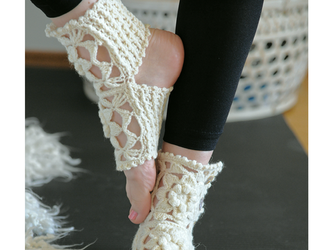 Häkelsocken "Delhi" Halbsocken im Spitzen-Design Häkelanleitung // PDF