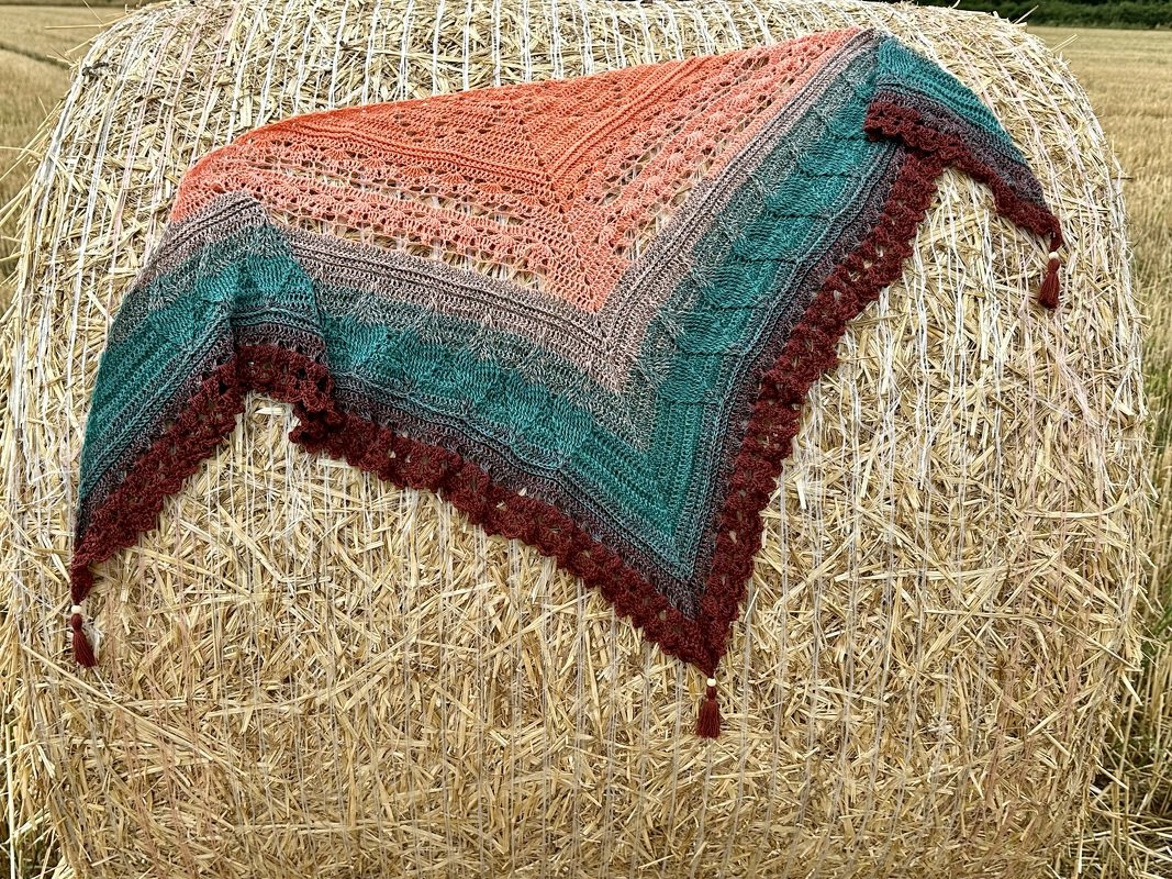 Häkelanleitung Dreieckstuch "Blätterrauschen" - Bild 3