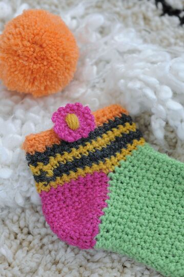 Häkelsocken "Memphis" Kinder-Ringelsocken mit Blume Häkelanleitung // PDF