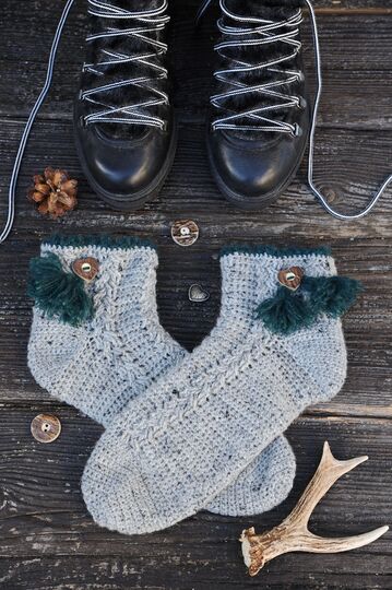 Häkelsocken "Salzburg" Trachtensocken mit Zopfmuster Häkelanleitung // PDF