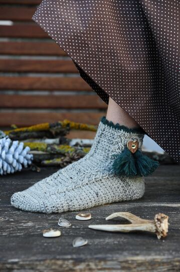 Häkelsocken "Salzburg" Trachtensocken mit Zopfmuster Häkelanleitung // PDF