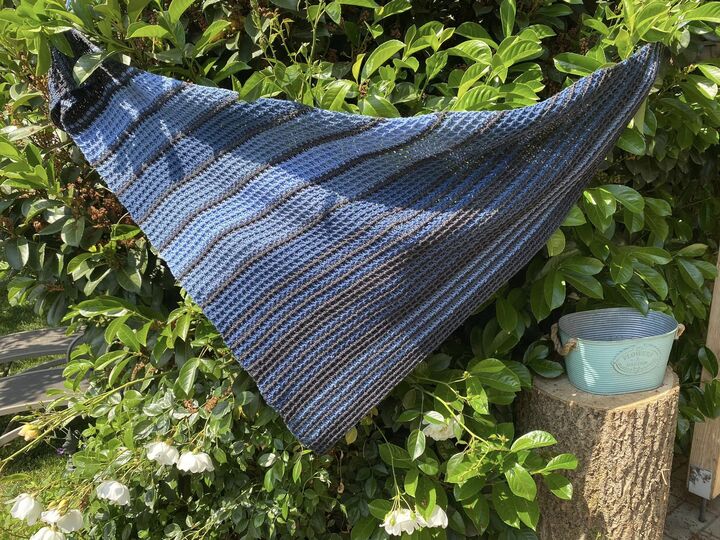 Romeo - gehäkeltes Tuch, fast symmetrisch,  PDF Anleitung