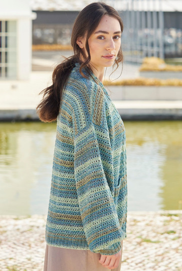 Jacke mit Schalkragen in grün-blauem Farbverlauf