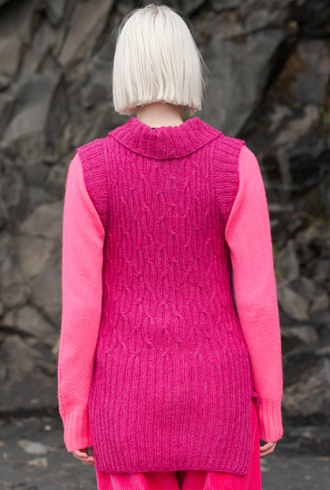 Pullunder mit Rippenzöpfen