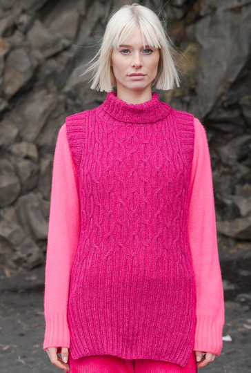 Pullunder mit Rippenzöpfen