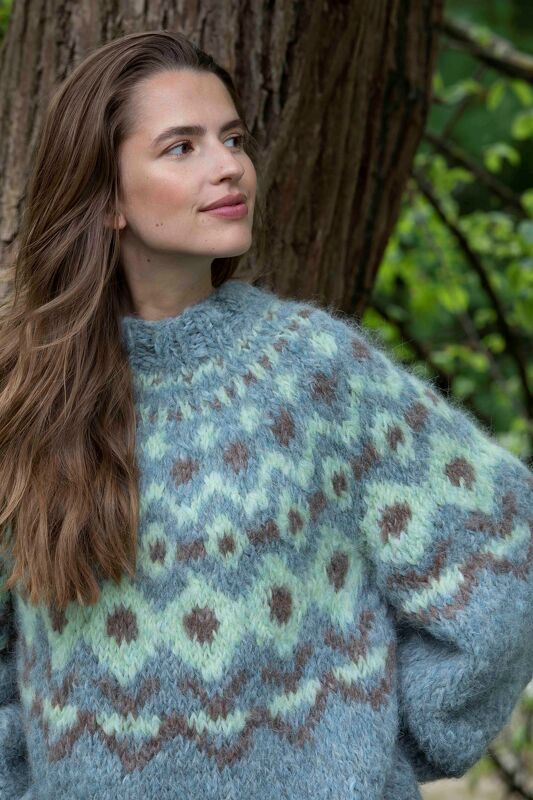 Strickpullover "Arctic" Oversized in Blau mit Muster Strickanleitung // PDF