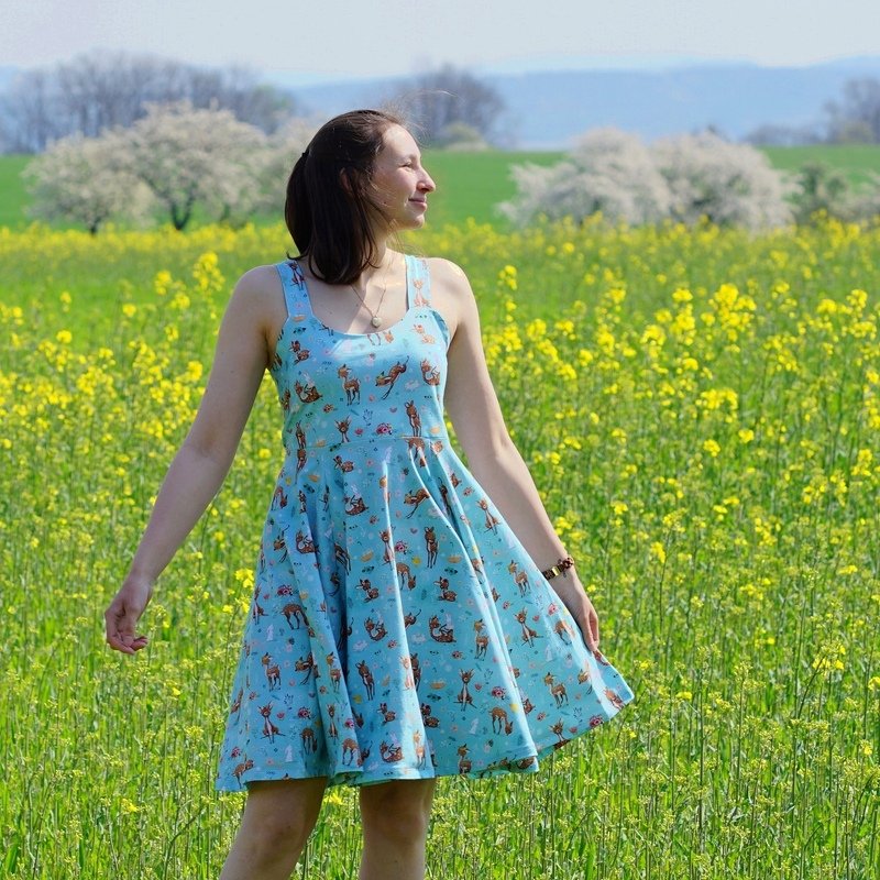 Kleid Laura Trägerkleid mit Tellerrock nähen Gr. 32-48