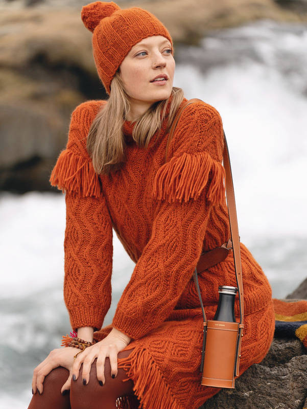 Set aus Pulli, Rock und Mütze