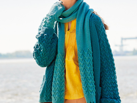 Smaragdgrüne Jacke mit Schal und fingerlose Handschuhe in Mintgrün