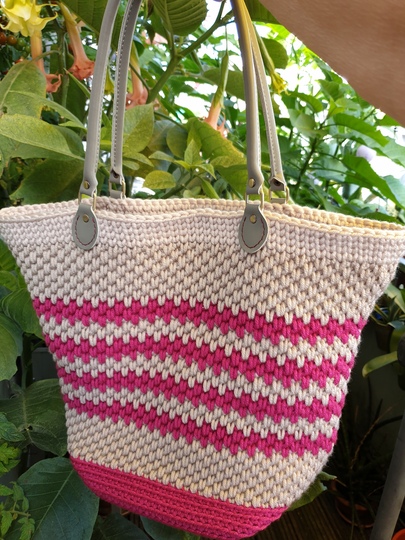 Maxine's TOTE Shopper Bag - Crochet pattern for a TOTE Bag