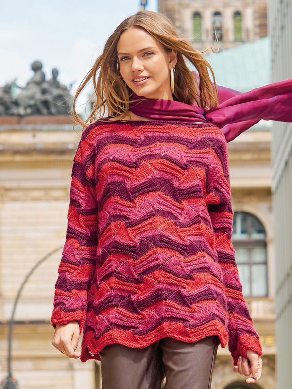 Pullover im Wellenmuster in Rot, Fuchsia und Aubergine