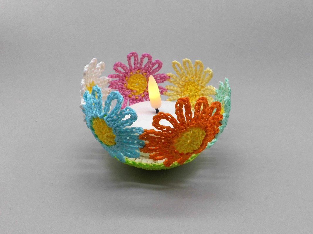 Crochet pattern flower tealight holder - easy from scraps of yarn - Image 8