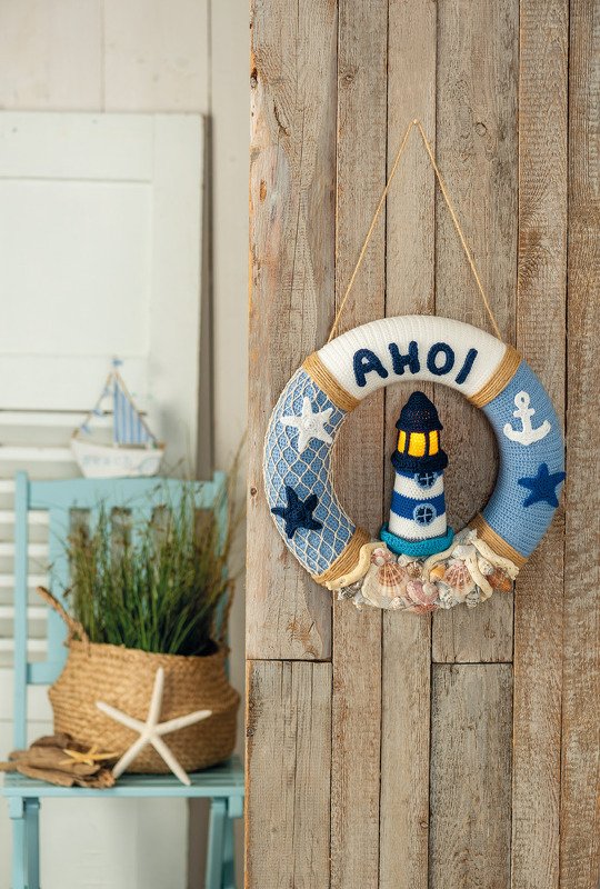 Gehäkelter maritimer Türkranz mit Muscheln und Leuchtturm - Bild 2