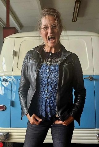 Karussell  - eine Häkel-Anleitung für eine Rundhals-Häkeljacke - Bild 4