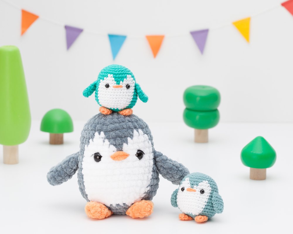 Penguin crochet pattern, chunky penguin amigurumi pattern, chubby plushie