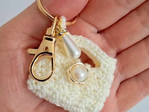 Verspieltes Münz / Chip Täschchen - Häkelanleitung PDF