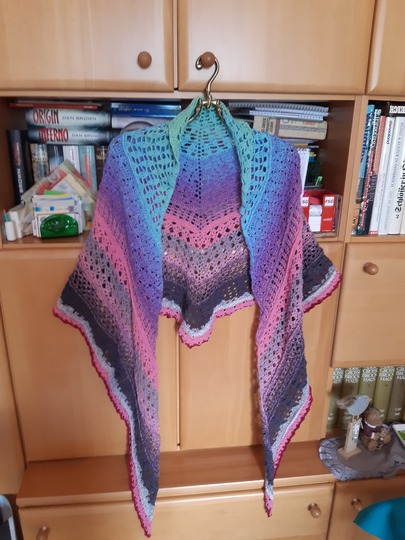 Flaches Dreieckstuch „Sangrey BE“ - Häkelanleitung