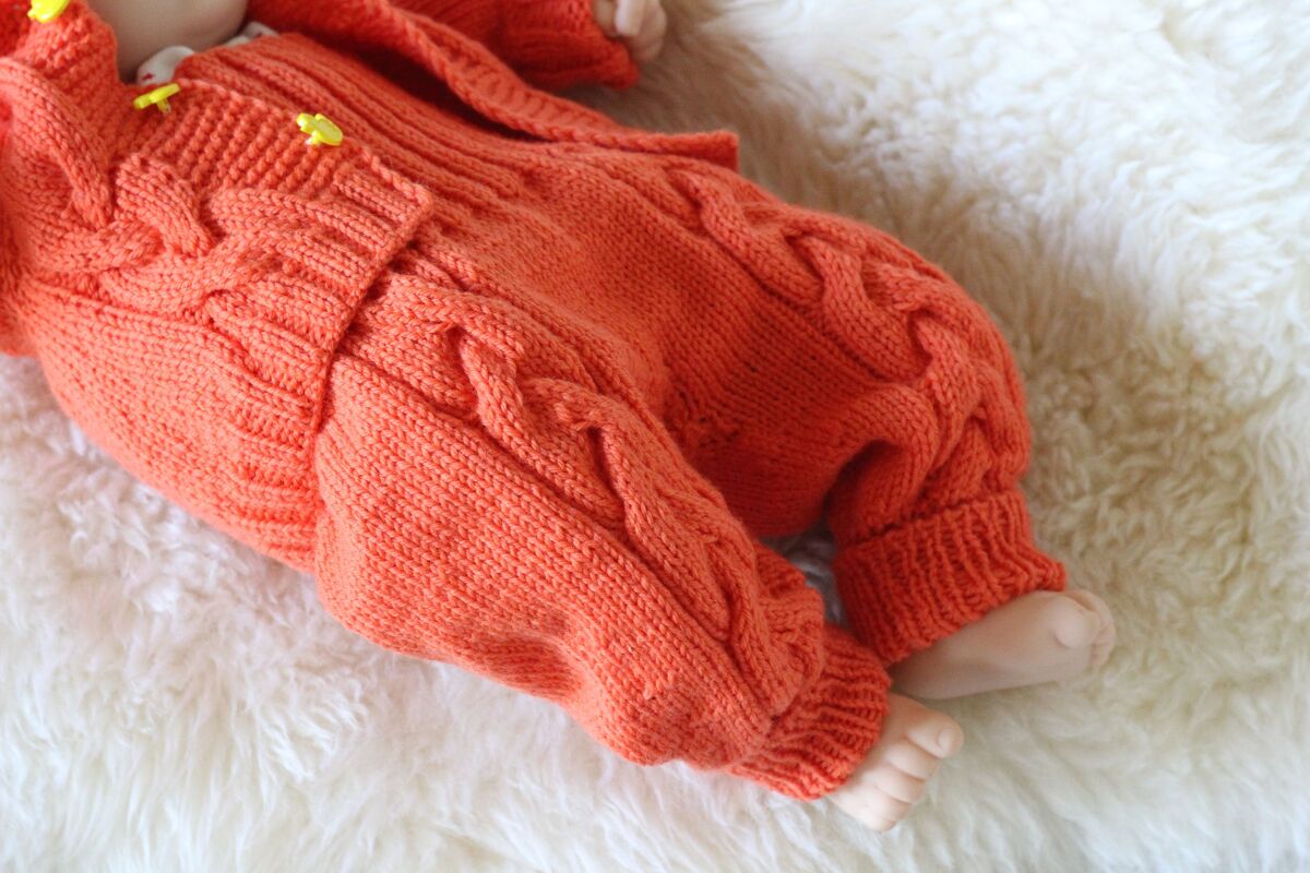 Premature Baby Cardigan Knitting Pattern