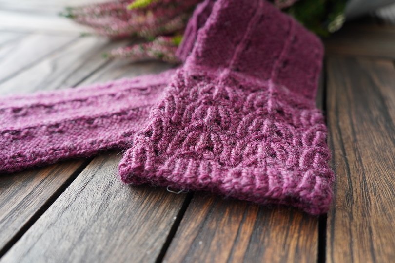 Wrist Warmers "Calluna", Knitting Pattern, 2 Sizes