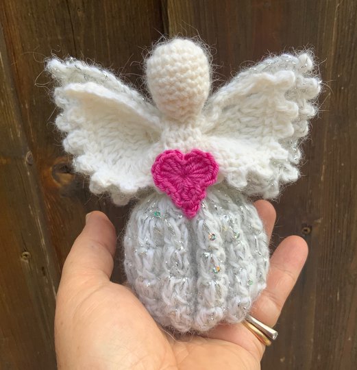 Stehendes Engelchen / Schutzengel