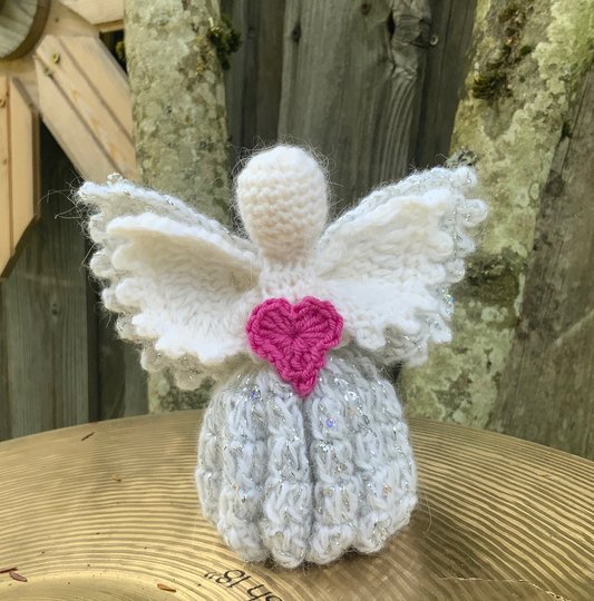 Stehendes Engelchen / Schutzengel