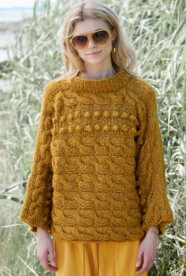 Quergestrickter Noppenpulli