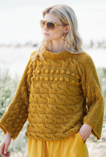 Quergestrickter Noppenpulli