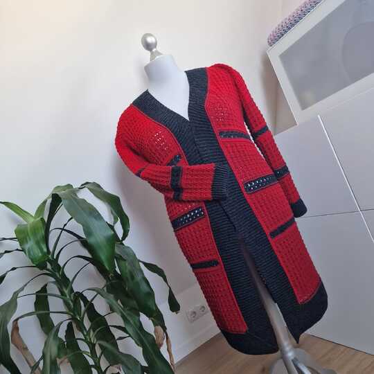 Häkelanleitung Spring Romance: klassische RVO-Jacke mit V-Ausschnitt