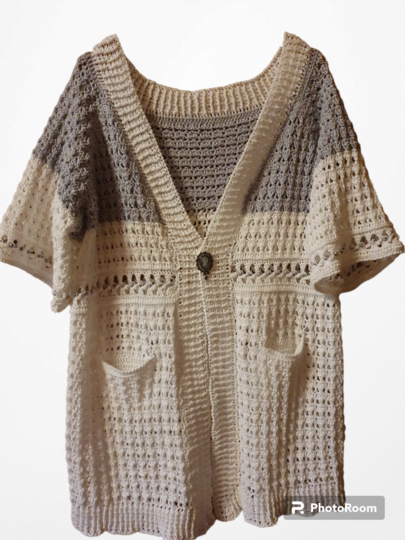 Häkelanleitung Spring Romance: klassische RVO-Jacke mit V-Ausschnitt