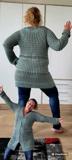 Häkelanleitung Spring Romance: klassische RVO-Jacke mit V-Ausschnitt