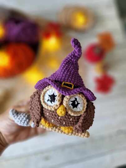 Crochet Halloween owl amigurumi pattern