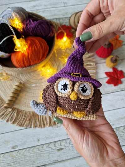 Crochet Halloween owl amigurumi pattern