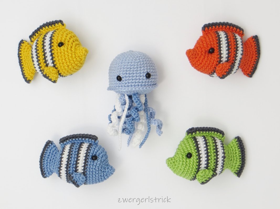 Häkelanleitung für bunte Clownfische und Qualle - Mobile oder Anhänger - Bild 3