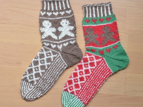 Anleitung Sockenmuster Lebkuchenmann mit mehreren Fäden