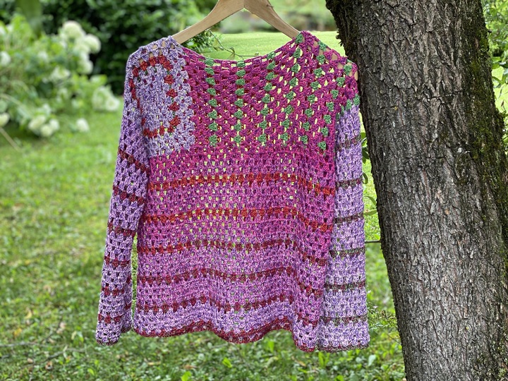 Farbenfroher PINKIE Sweater | nahtlos gehäkelt | 6 Größen + anpassbar