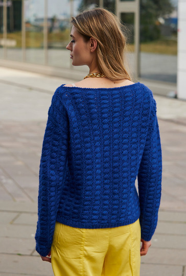 Pulli mit Zopfmuster in Blau