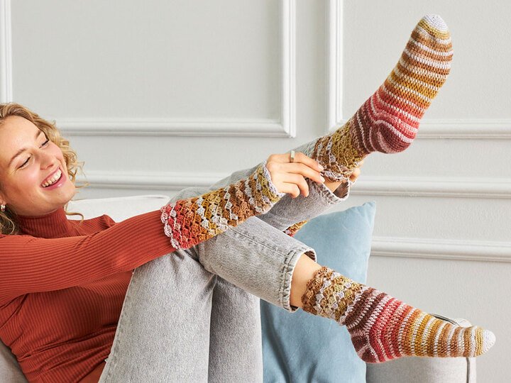 SOCKEN & ARMSTULPEN GEHÄKELT