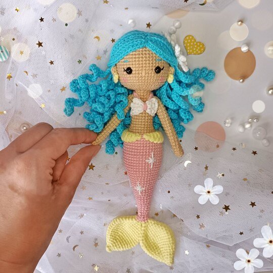 Crochet pattern mermaid, amigurumi doll