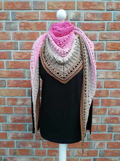 Crochet Pattern Flat Triangular Scarf "Medea"